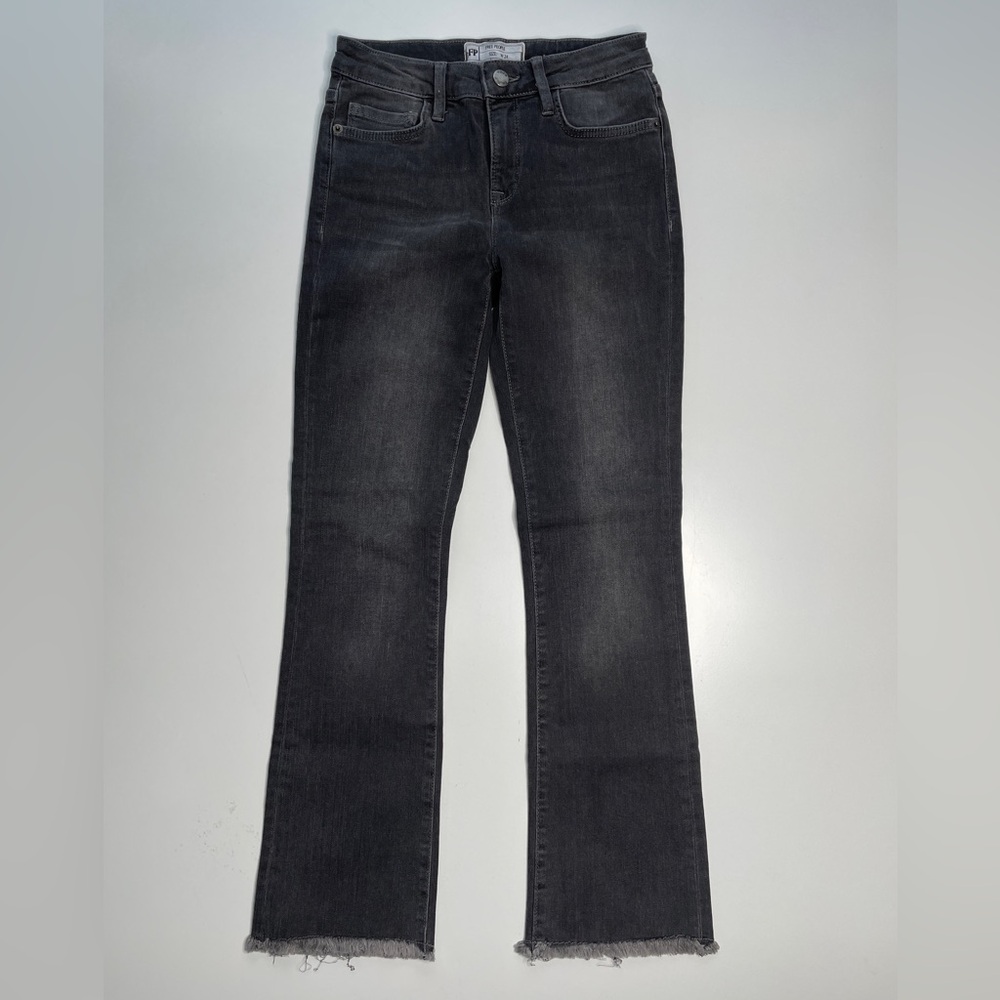 FREE PEOPLE Bootcut Jean Womens 24 (25x27)‎ Raw Edge Flare Black Mid-Rise